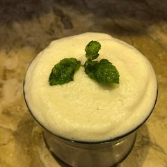 A picture of Date Milkshake.