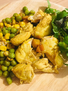 عکسی از دستور خوراک مرغ و سبزيجات