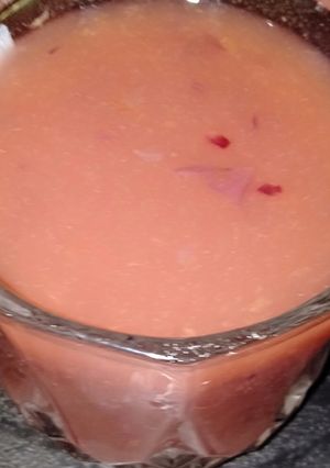 A picture of Plum juice.