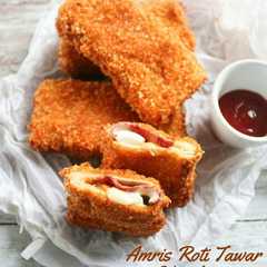 A picture of American Risol (Amris) Roti Tawar.