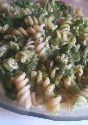 Una foto de Salsa de acelga