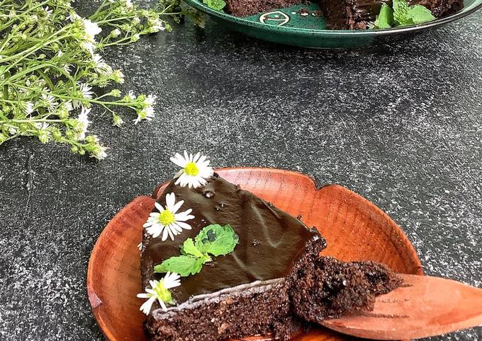 Chamomile Mint Chocolate Almond Cake -non gluten