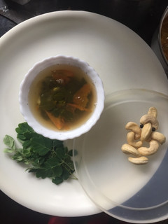 முருங்கைக்கீரை சூப் செய்முறை முக்கிய புகைப்படம்