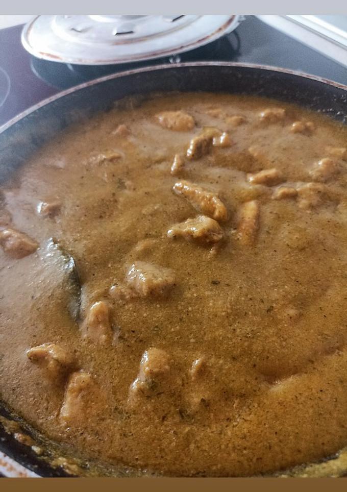 Una foto de Pollo en pepitoria