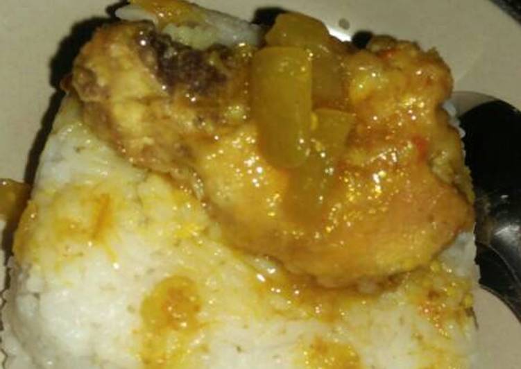 Ayam masak kuning terong asam