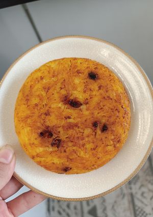 عکسی از دستور ته دیگ زعفرونی با برنج شب مانده
