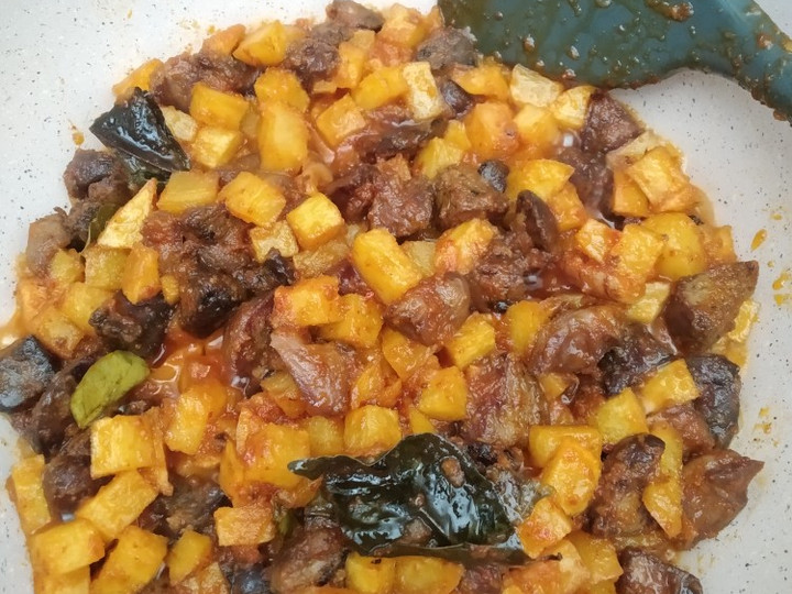 Cara Gampang Menyiapkan Sambel goreng kentang ati ampela Anti Gagal