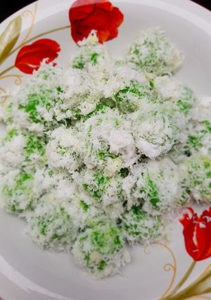 Foto resep Klepon Beras Ketan isi Gula merah