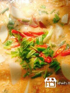 รูปของ ก๋วยจั๊บญวน ต้มยำไก่ยอไข่ข้น