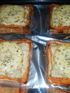 Una foto de Pan pizza. Ligero y buenísimo, ideal para cenar