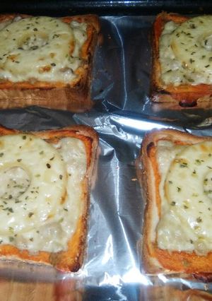 Una foto de Pan pizza. Ligero y buenísimo, ideal para cenar