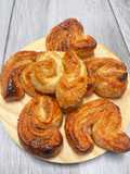 Orejitas con azúcar y canela