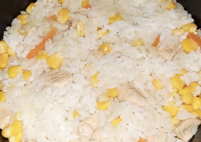 Nasi mutiara Rice cooker