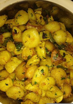 A picture of Mini idli aalu Chaat.
