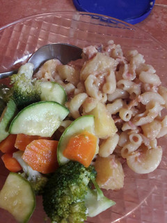 Una foto de Pasta hawaiiana