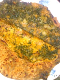 आलू मेथी पराठा (aloo methi paratha recipe in Hindi) रेसिपी मुख्य फोटो