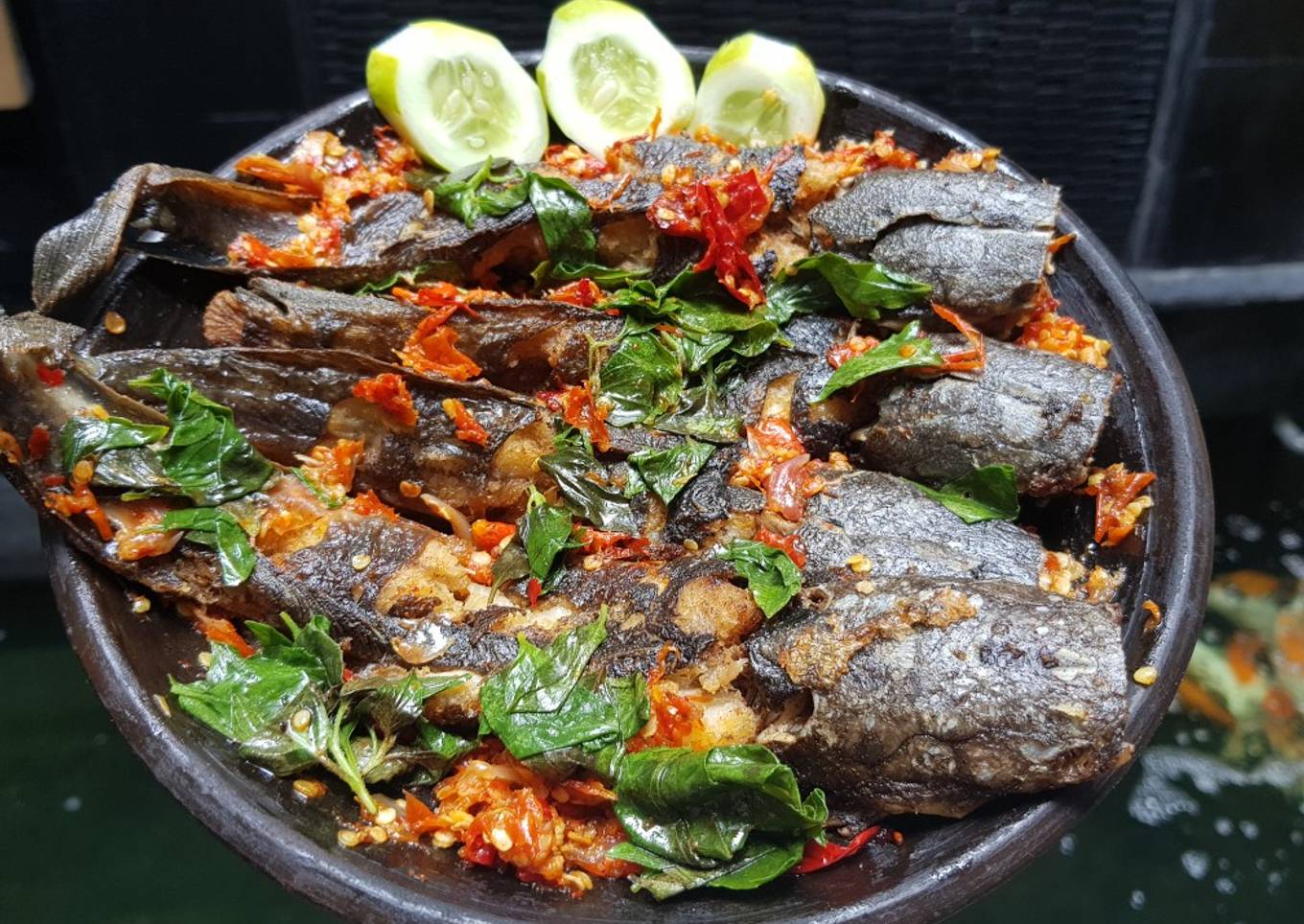 Lele penyet sambal kemangi