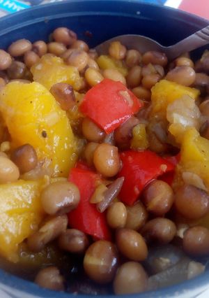 A picture of Delicious No-Fry Nzuu (Pigeon Peas) and Butternut.