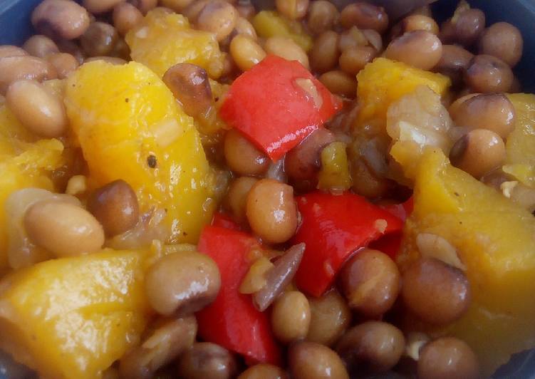 Easiest Way to Prepare Ultimate Delicious No-Fry Nzuu (Pigeon Peas) and Butternut