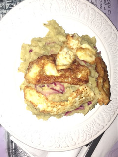 Una foto de Mangú con queso 😋