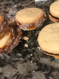 Una foto de Alfajores de maicena con aceite
