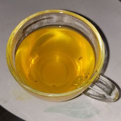 Refreshing saffron tea A picture of Refreshing saffron tea.