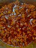 Sprouted fenugreek seeds achar (fangaveli methi nu athanu)