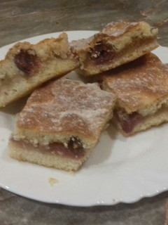 Almás-meggyes pite recept fotója