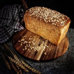 Cotswold Flour 8 Grain Loaf A picture of Cotswold Flour 8 Grain Loaf.