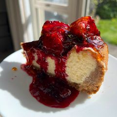 A picture of Strawberry cheesecake.