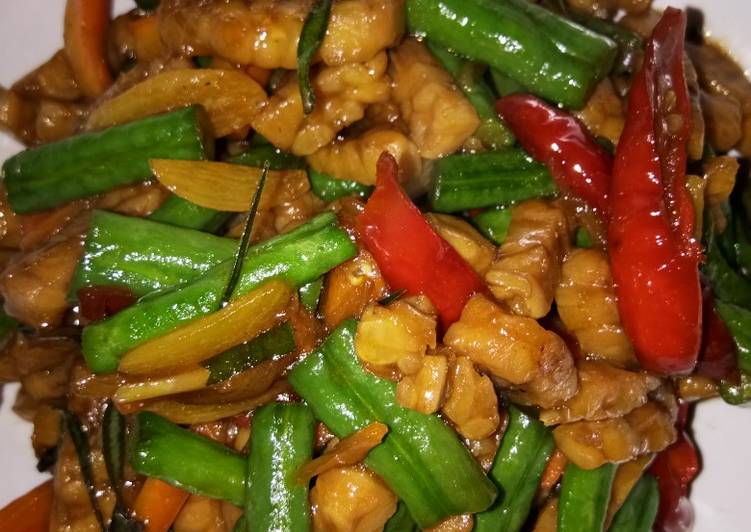 Resep Oreg tempe basah daun jeruk Anti Gagal