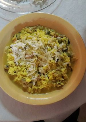 Una foto de Arroz con azafrán y mariscos RAPIDO