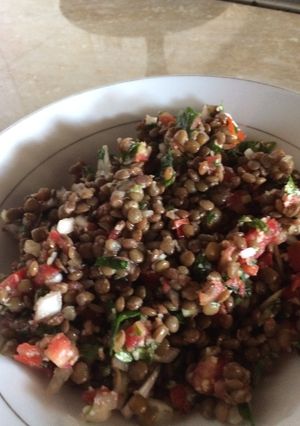 Una foto de Ensalada fría de lentejas