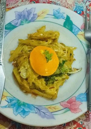 A picture of Egg in Potato Nest.