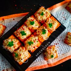 A picture of Biscuit Canapes.