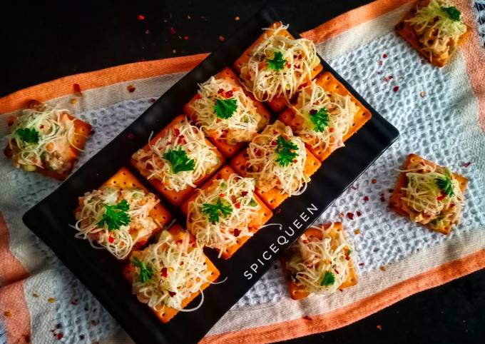 Steps to Prepare Favorite Biscuit Canapes