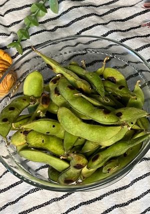 日式煮枝豆(乾煎法、可素食) 的食譜成品照片