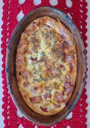 Una foto de Clafoutis salado y saludable 🇫🇷 tomate cherry y queso 🍅 🧀