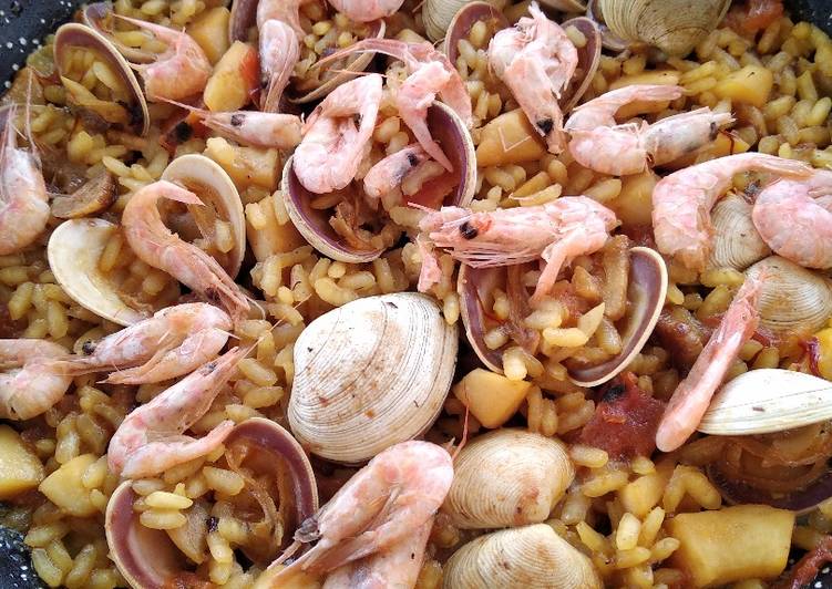 Paella de marisco