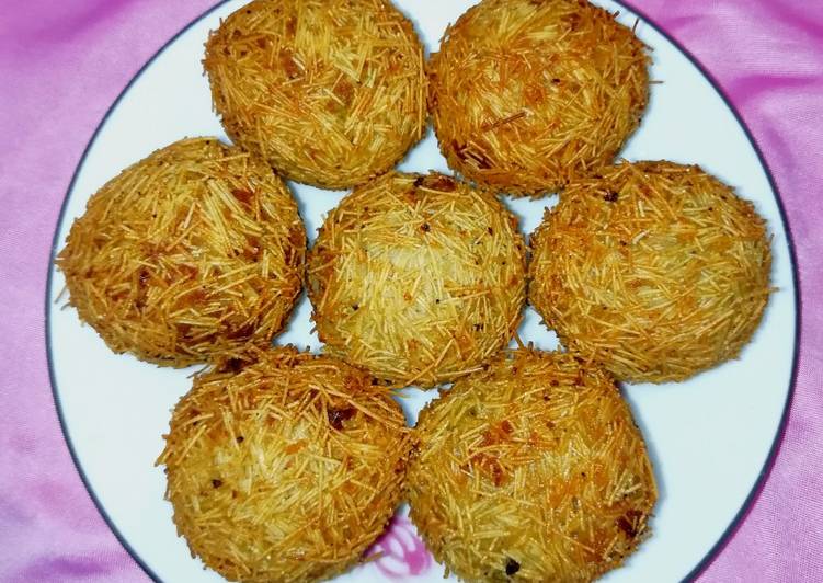 Recipe of Any-night-of-the-week Cheesy chicken balls