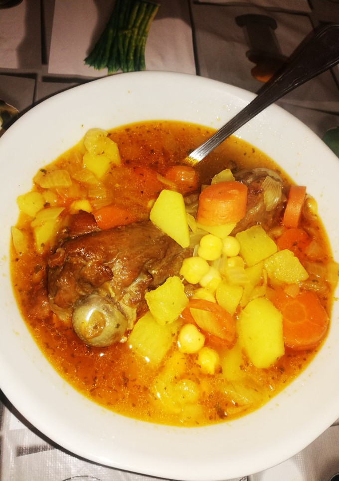 Una foto de Sopa de hueso ahumado