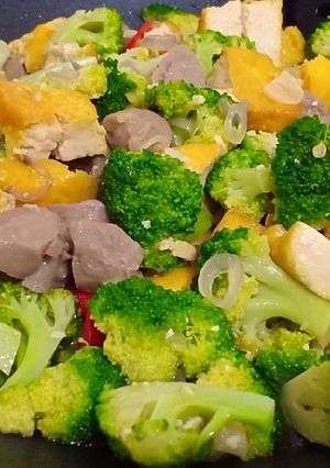 Foto resep Tumis Brokoli, tahu & baso sapi