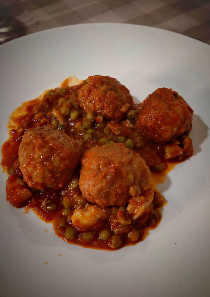 Una foto de Albóndigas con sepia
