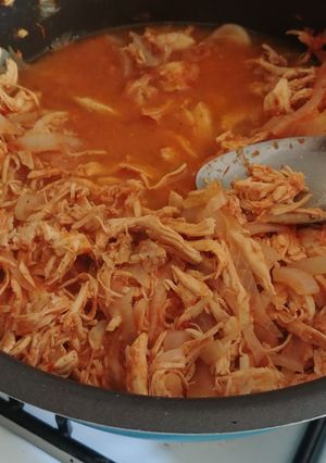 Una foto de Tinga de pollo