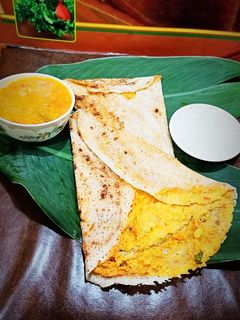 મૈસુર મસાલા ઢોંસા (Mysore Masala Dosa Recipe In Gujarati) રેસીપી મુખ્ય ફોટો