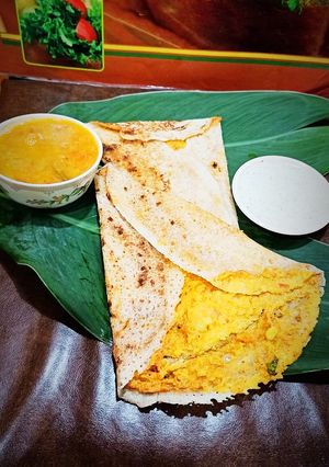 મૈસુર મસાલા ઢોંસા (Mysore Masala Dosa Recipe In Gujarati) રેસીપી મુખ્ય ફોટો