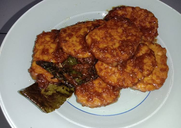 Tempe bacem berLumur