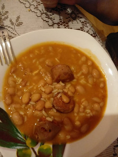 Una foto de Alubia pinta con arroz