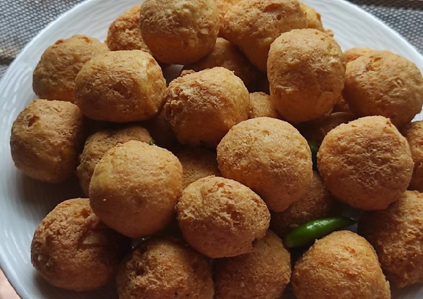 Bola2 tahu