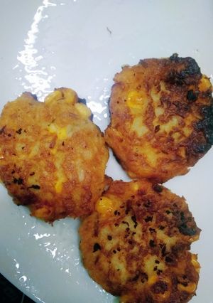 A picture of Tuna Potato cakes.